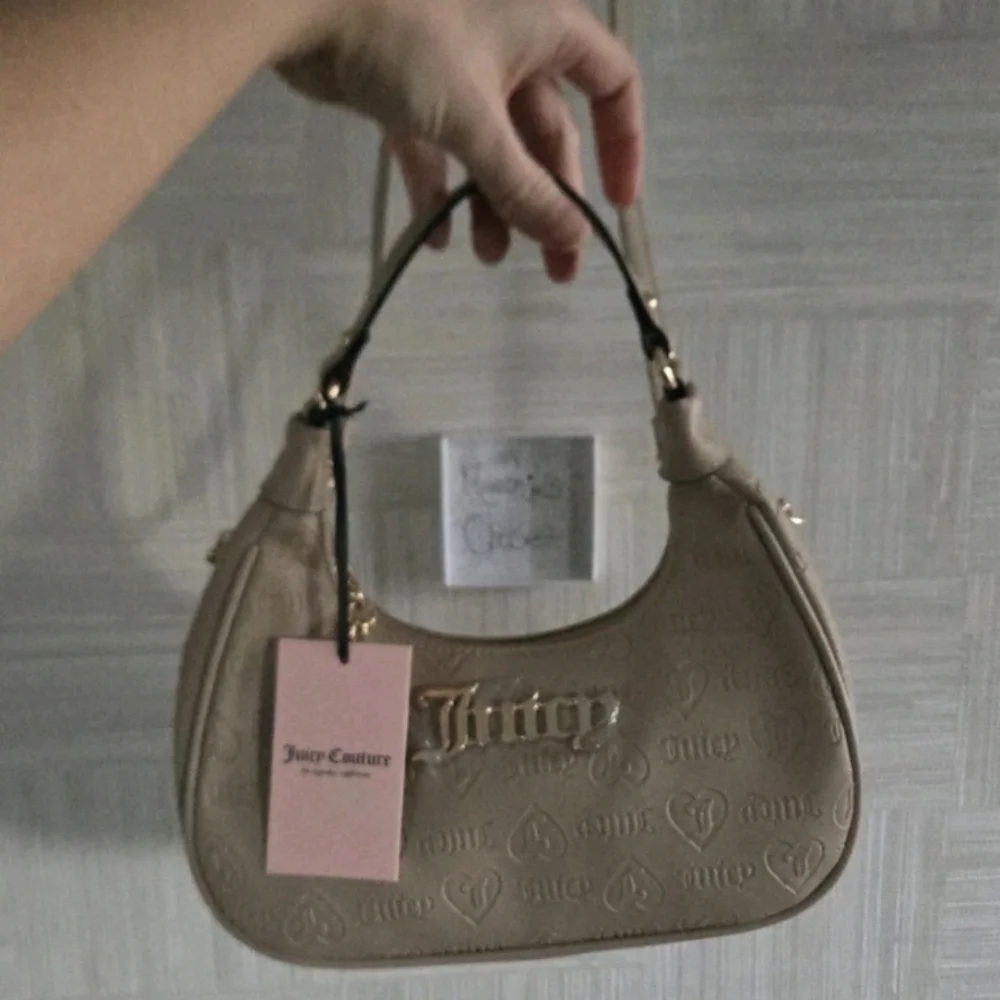 NWT Juicy Couture Cafe Semi Charmed Hobo Bag - Style 11JCCKEJC